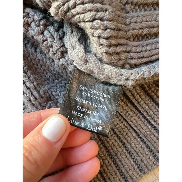 $113 LINE & DOT Revolve Designer Jasper Fringe Sweater Heavyweight Cable Knit M - Picture 7 of 10
